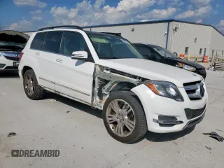 2015 Mercedes-Benz GLK GLK 350 with VIN WDCGG8JB1FG364186, listed as a Copart auction lot 49989775 with 66,450 mi miles and Salvage Title. Bid and sale history available at carsss.com. Image 4.