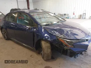 2020 Toyota Corolla SE with VIN JTDS4RCE1LJ017106, listed as a IAAI auction lot 41883346 with 35,864 mi miles. Bid and sale history available at carsss.com. Image 1.