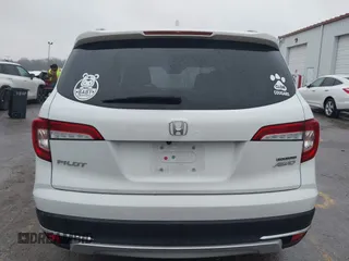 2021 Honda Pilot Touring 8-Passenger z VIN 5FNYF6H90MB031795, wystawiony jako IAAI lot #41207263 z przebiegiem 56 367 mil mil oraz . Historia ofert i sprzedaży dostępna na DreamBid. Obrazek 17.