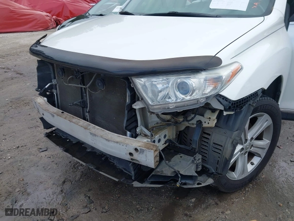 2012 Toyota Highlander Limited with VIN 5TDYK3EHXCS067476, listed as a IAAI auction lot 41345469 with 170,504 mi miles. Bid and sale history available at carsss.com. Image 18.