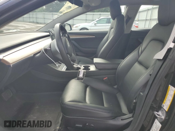 2022 Tesla Model 3 Long Range z VIN 5YJ3E1EB4NF285924, wystawiony jako Copart lot #59734055 z przebiegiem 116 680 mil mil oraz Czysty tytuł • Clean title. Historia ofert i sprzedaży dostępna na DreamBid. Obrazek 7.