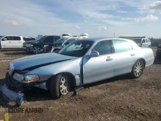2011 Lincoln Town Car Signature Limited z VIN 2LNBL8CV3BX754774, wystawiony jako Copart lot #53737195 z przebiegiem Nie podano mil oraz Szkoda całkowita • Salvage title. Historia ofert i sprzedaży dostępna na DreamBid. Obrazek 1.