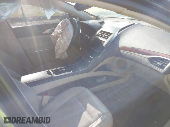2016 Lincoln MKZ Hybrid with VIN 3LN6L2LU1GR611866, listed as a IAAI auction lot 42112532 with Not provided miles and . Bid and sale history available at DreamBid. Image 5.