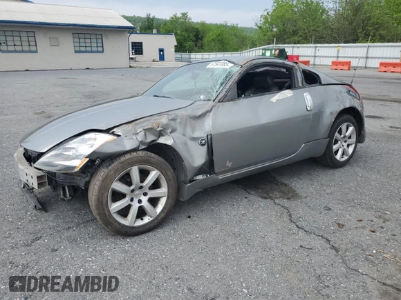 2005 Nissan 350Z Touring z VIN JN1AZ34E05M654954, wystawiony jako Copart lot #57591085 z przebiegiem Nie podano mil oraz Tytuł czysty. Historia ofert i sprzedaży dostępna na DreamBid. Obrazek 1.
