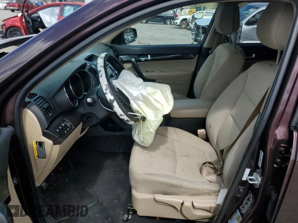 2011 Kia Sorento LX with VIN 5XYKT4A14BG143660, listed as a Copart auction lot 48364195 with 88,883 mi miles and Salvage Title. Bid and sale history available at carsss.com. Image 7.