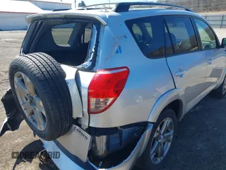 2008 Toyota RAV4 Sport с VIN JTMZK32VX85016863, выставлен на аукционе IAAI как лот 41873217 с пробегом 184 780 миль миль и . История ставок и продаж доступна на DreamBid. Изображение 15.