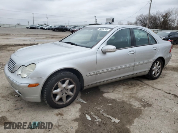 2002 Mercedes-Benz C 230/260/280/320 with VIN WDBRF64J22F281843, listed as a Copart auction lot 44774575 with 125,975 mi miles and Salvage Title. Bid and sale history available at DreamBid. Image 1.