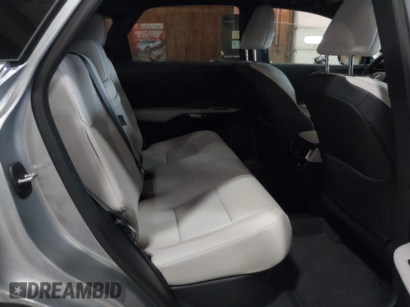 2024 Lexus RX 350 with VIN 2T2BAMCA2RC084662, listed as a IAAI auction lot 42026772 with 4,160 mi miles and . Bid and sale history available at DreamBid. Image 8.