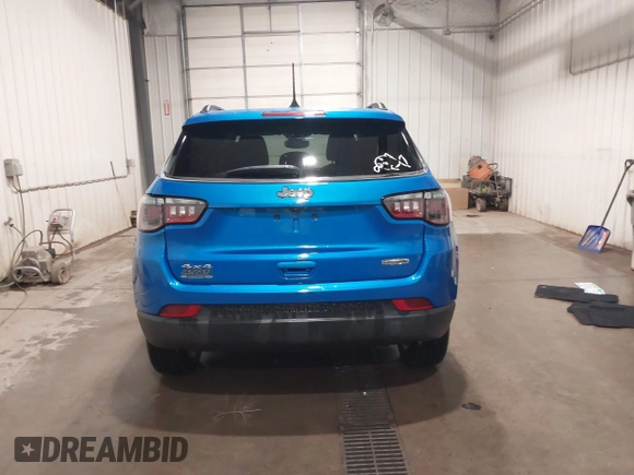 2022 Jeep Compass Latitude Lux с VIN 3C4NJDFB8NT194788, выставлен на аукционе IAAI как лот 41846599 с пробегом 9 269 миль миль и . История ставок и продаж доступна на DreamBid. Изображение 16.