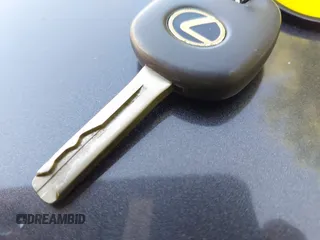 2003 Lexus IS 300/350 z VIN JTHBD192430074659, wystawiony jako IAAI lot #42330747 z przebiegiem 150 809 mil mil oraz . Historia ofert i sprzedaży dostępna na DreamBid. Obrazek 11.