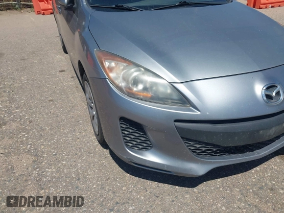 2013 Mazda 3 i SV with VIN JM1BL1TG1D1832624, listed as a IAAI auction lot 42372225 with 177,506 mi miles and . Bid and sale history available at DreamBid. Image 6.