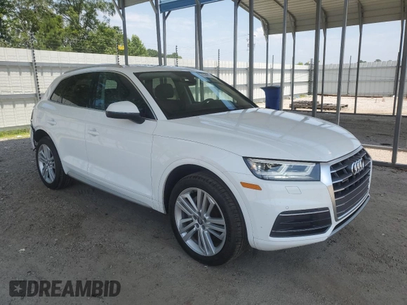 2018 Audi Q5 Premium Plus with VIN WA1BNAFY0J2153930, listed as a Copart auction lot 61966275 with 75,720 mi miles and Salvage title. Bid and sale history available at DreamBid. Image 4.