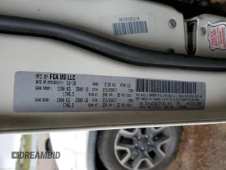 2019 Jeep Compass Trailhawk z VIN 3C4NJDDB3KT671061, wystawiony jako Copart lot #57349315 z przebiegiem Nie podano mil oraz Szkoda całkowita • Salvage title. Historia ofert i sprzedaży dostępna na DreamBid. Obrazek 13.