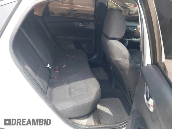 2021 Kia Forte LXS z VIN 3KPF24AD9ME329712, wystawiony jako IAAI lot #39462725 z przebiegiem 36 326 mil mil oraz . Historia ofert i sprzedaży dostępna na DreamBid. Obrazek 8.