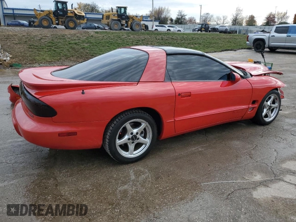 1998 Pontiac Firebird Formula with VIN 2G2FV22GXW2225815, listed as a Copart auction lot 81240614 with 57,626 mi miles and Salvage title. Bid and sale history available at DreamBid. Image 3.