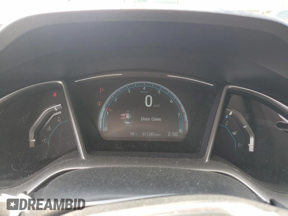 2018 Honda Civic EX-T z VIN JHMFC1F33JX015382, wystawiony jako Copart lot #56544985 z przebiegiem 71 383 mil mil oraz Szkoda całkowita • Salvage title. Historia ofert i sprzedaży dostępna na DreamBid. Obrazek 9.