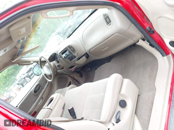 2004 Ford F-150 XL with VIN 2FTRX17WX4CA26798, listed as a IAAI auction lot 42181753 with 189,143 mi miles and . Bid and sale history available at DreamBid. Image 5.