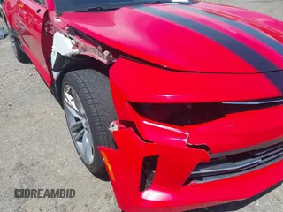 2017 Chevrolet Camaro 1LT z VIN 1G1FB1RS4H0201483, wystawiony jako IAAI lot #42313718 z przebiegiem 84 031 mil mil oraz . Historia ofert i sprzedaży dostępna na DreamBid. Obrazek 19.