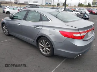 2015 Hyundai Azera • with VIN KMHFG4JG7FA449134, listed as a IAAI auction lot 42024291 with 130,625 mi miles and . Bid and sale history available at carsss.com. Image 3.