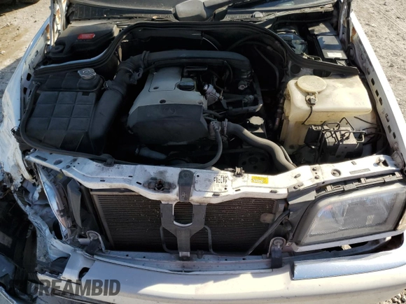 1998 Mercedes-Benz C 230/260/280/320 z VIN WDBHA23G5WA639139, wystawiony jako Copart lot #47407925 z przebiegiem Nie podano mil oraz Szkoda całkowita • Salvage title. Historia ofert i sprzedaży dostępna na DreamBid. Obrazek 11.