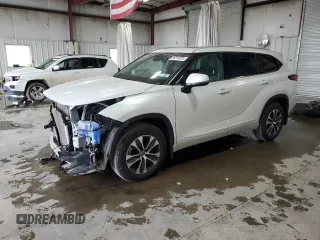 2022 Toyota Highlander XLE z VIN 5TDGZRBH1NS587762, wystawiony jako Copart lot #56519225 z przebiegiem 34 489 mil mil oraz Szkoda całkowita • Salvage title. Historia ofert i sprzedaży dostępna na DreamBid. Obrazek 1.