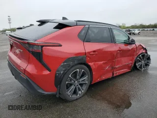 2024 Toyota bZ4X XLE z VIN JTMABACA3RA056904, wystawiony jako Copart lot #55640625 z przebiegiem 30 847 mil mil oraz Szkody całkowita. Historia ofert i sprzedaży dostępna na DreamBid. Obrazek 3.