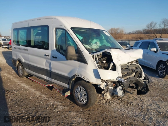 2020 Ford Transit Passenger XL with VIN 1FBAX2C8XLKA89036, listed as a IAAI auction lot 41456332 with 31,414 mi miles and . Bid and sale history available at DreamBid. Image 1.