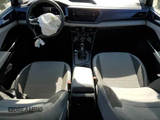 2022 Volkswagen Taos SE z VIN 3VVLX7B28NM027274, wystawiony jako Copart lot #46595745 z przebiegiem 37 293 mil mil oraz Szkody całkowita. Historia ofert i sprzedaży dostępna na DreamBid. Obrazek 8.