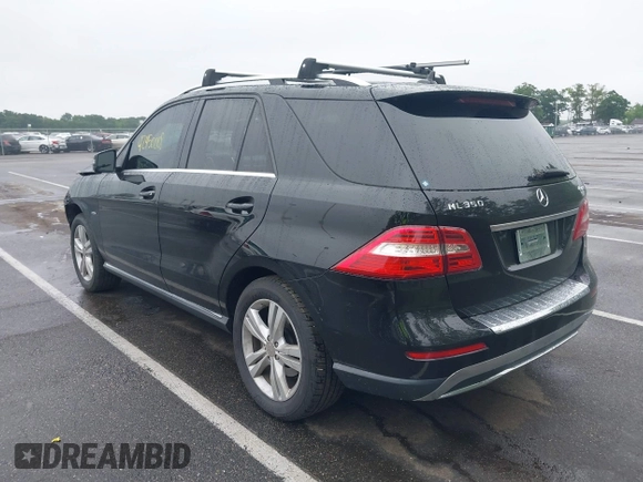2012 Mercedes-Benz M 350 with VIN 4JGDA5HB7CA001805, listed as a IAAI auction lot 42450008 with 112,020 mi miles and . Bid and sale history available at DreamBid. Image 3.