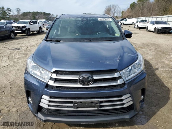 2017 Toyota Highlander XLE with VIN 5TDJZRFH1HS393351, listed as a Copart auction lot 46149615 with 68,985 mi miles and Salvage Title. Bid and sale history available at carsss.com. Image 5.