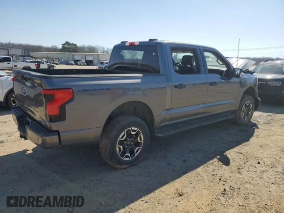 2022 Ford F-150 Lightning Pro с VIN 1FTVW1EL1NWG02388, выставлен на аукционе Copart как лот 46108645 с пробегом 20 284 миль миль и Списание • Salvage title. История ставок и продаж доступна на DreamBid. Изображение 3.