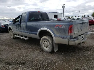 2006 Ford Super Duty F-250 XL with VIN 1FTSX21PX6EA16150, listed as a Copart auction lot 70877024 with 253,706 mi miles and Salvage Title. Bid and sale history available at carsss.com. Image 2.