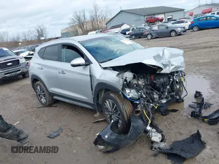 2019 Hyundai Tucson Limited with VIN KM8J3CAL1KU972574, listed as a IAAI auction lot 41932242 with 41,677 mi miles and . Bid and sale history available at DreamBid. Image 14.