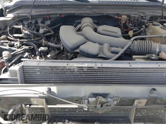 2008 Ford F-350 with VIN 1FDSF30568EB85539, listed as a IAAI auction lot 42207045 with 307,671 mi miles and . Bid and sale history available at DreamBid. Image 10.