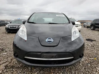 2015 Nissan LEAF SV with VIN 1N4AZ0CP0FC309063, listed as a Copart auction lot 72829432 with 74,214 mi miles. Bid and sale history available at carsss.com. Image 5.
