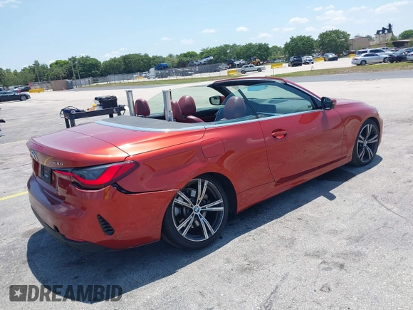 2023 BMW 4 Series 430i z VIN WBA23AT09PCL39301, wystawiony jako IAAI lot #42217555 z przebiegiem 39 648 mil mil oraz . Historia ofert i sprzedaży dostępna na DreamBid. Obrazek 4.
