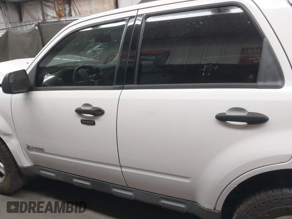 2011 Ford Escape Hybrid с VIN 1FMCU5K36BKC53834, выставлен на аукционе IAAI как лот 42255622 с пробегом 90 271 миль миль и . История ставок и продаж доступна на DreamBid. Изображение 14.