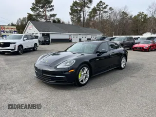 2020 Porsche Panamera 4 E-Hybrid z VIN WP0AE2A7XLL130979, wystawiony jako Copart lot #49586665 z przebiegiem 109 691 mil mil oraz Czysty tytuł • Clean title. Historia ofert i sprzedaży dostępna na DreamBid. Obrazek 2.