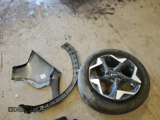 2025 Kia Seltos EX z VIN KNDERCAA3S7738051, wystawiony jako Copart lot #52481545 z przebiegiem 2 106 mil mil oraz Szkoda całkowita • Salvage title. Historia ofert i sprzedaży dostępna na DreamBid. Obrazek 13.