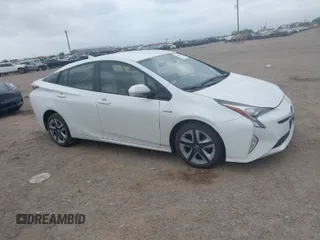 2016 Toyota Prius Four with VIN JTDKARFU2G3000756, listed as a IAAI auction lot 41880314 with 298,943 mi miles. Bid and sale history available at carsss.com. Image 1.