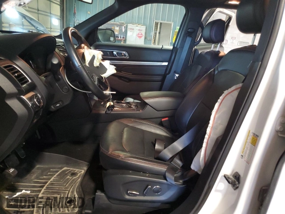 2017 Ford Explorer Sport z VIN 1FM5K8GT5HGC45633, wystawiony jako Copart lot #61497095 z przebiegiem 129 428 mil mil oraz Czysty tytuł • Clean title. Historia ofert i sprzedaży dostępna na DreamBid. Obrazek 7.