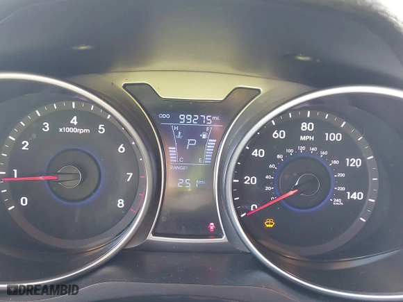 2015 Hyundai Veloster RE:FLEX with VIN KMHTC6AD9FU233378, listed as a IAAI auction lot 41428400 with 99,275 mi miles. Bid and sale history available at carsss.com. Image 7.