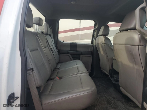 2018 Ford Super Duty F-350 DRW XL with VIN 1FT8W3DT8JEB47954, listed as a Copart auction lot 83400454 with 620,513 mi miles and Clean Title. Bid and sale history available at carsss.com. Image 10.
