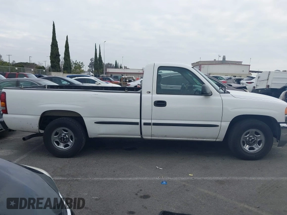 2000 GMC New Sierra 1500 SLE with VIN 1GTEC14T4YE363679, listed as a IAAI auction lot 41467204 with 150,724 mi miles. Bid and sale history available at carsss.com. Image 12.