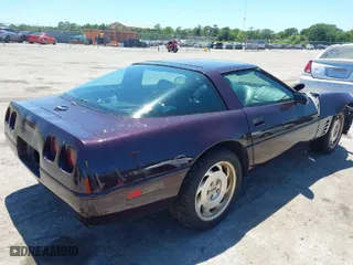 1994 Chevrolet Corvette with VIN 1G1YY22P5R5106289, listed as a IAAI auction lot 42048667 with 1 mi miles. Bid and sale history available at carsss.com. Image 4.