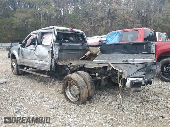 2024 Ford Super Duty F-450 DRW XL with VIN 1FT8W4DMXREC04309, listed as a Copart auction lot 86053524 with 81,240 mi miles and Salvage Title. Bid and sale history available at carsss.com. Image 2.