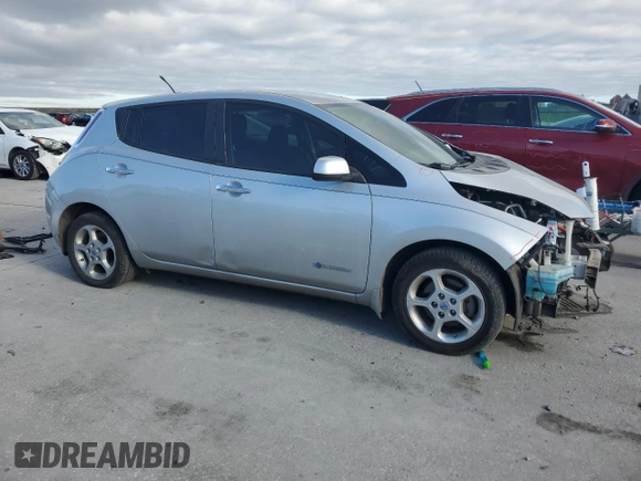 2013 Nissan LEAF SV with VIN 1N4AZ0CP0DC406762, listed as a Copart auction lot 46703895 with 105,689 mi miles and Salvage Title. Bid and sale history available at carsss.com. Image 4.