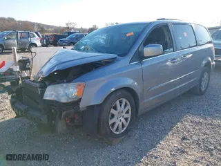 2014 Chrysler Town & Country Touring with VIN 2C4RC1BG4ER158739, listed as a IAAI auction lot 40970547 with 179,456 mi miles. Bid and sale history available at carsss.com. Image 2.