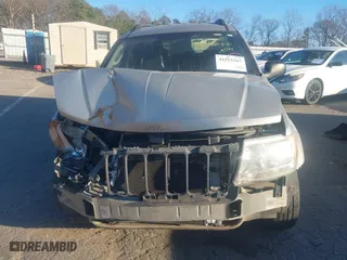 2004 Jeep Grand Cherokee Laredo with VIN 1J4GX48S44C284478, listed as a IAAI auction lot 41253167 with 1 mi miles. Bid and sale history available at carsss.com. Image 12.