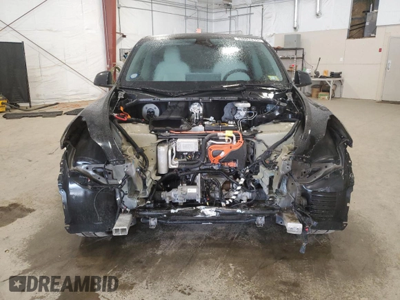 2021 Tesla Model Y Long Range with VIN 5YJYGDEE8MF252824, listed as a Copart auction lot 53801315 with 31,084 mi miles and Salvage Title. Bid and sale history available at DreamBid. Image 5.